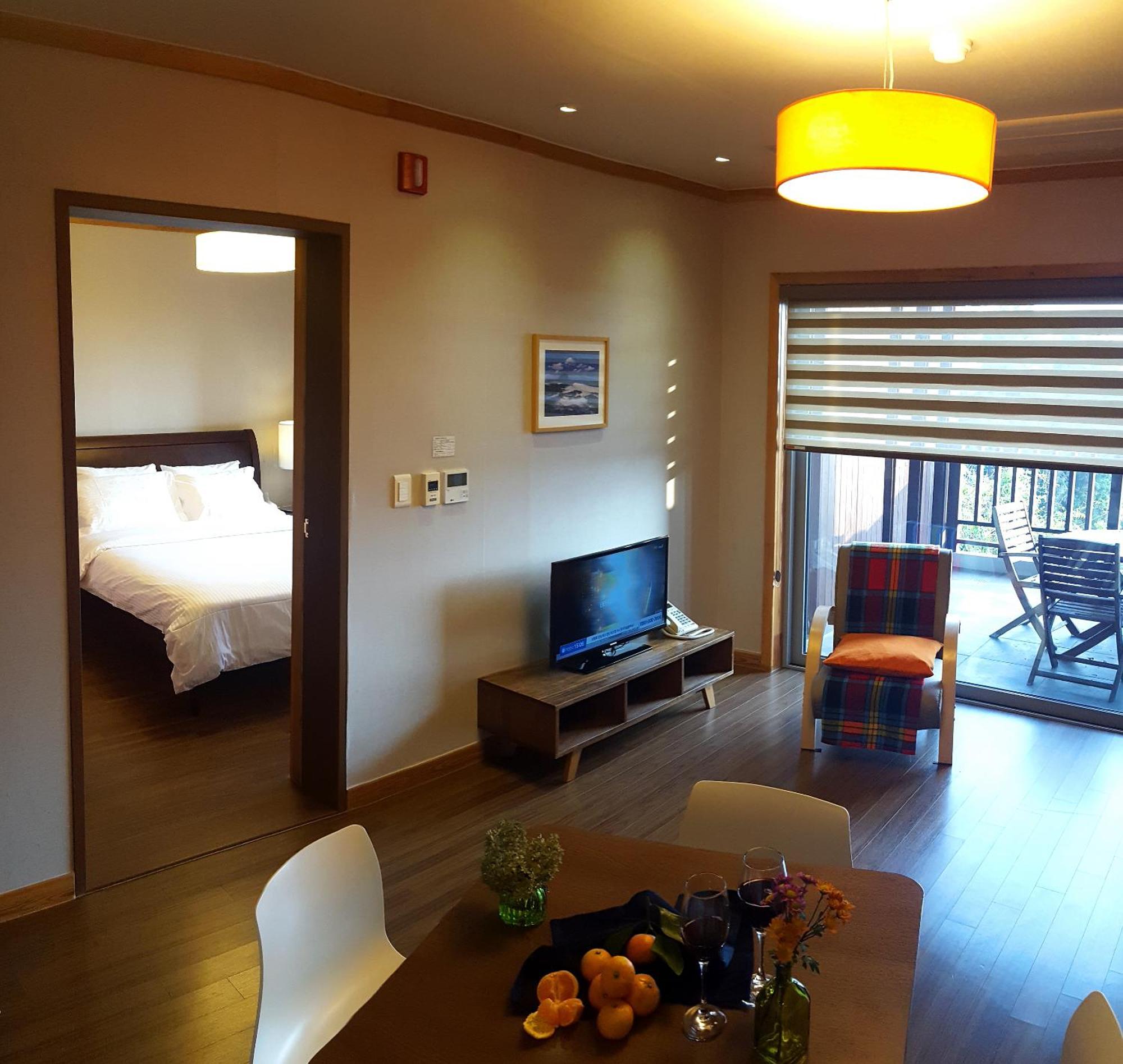 Jeju Eco Suites Seogwipo Exteriör bild