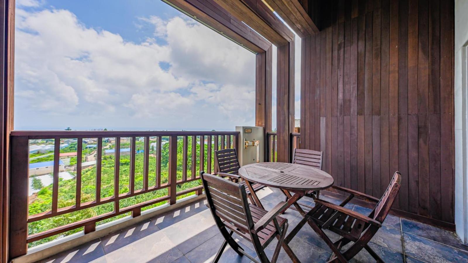 Jeju Eco Suites Seogwipo Exteriör bild