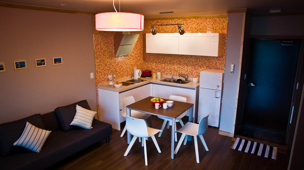 Jeju Eco Suites Seogwipo Exteriör bild